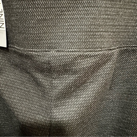 Nine West - Gray Textured Leggings - Size XL - Picture 4 of 7